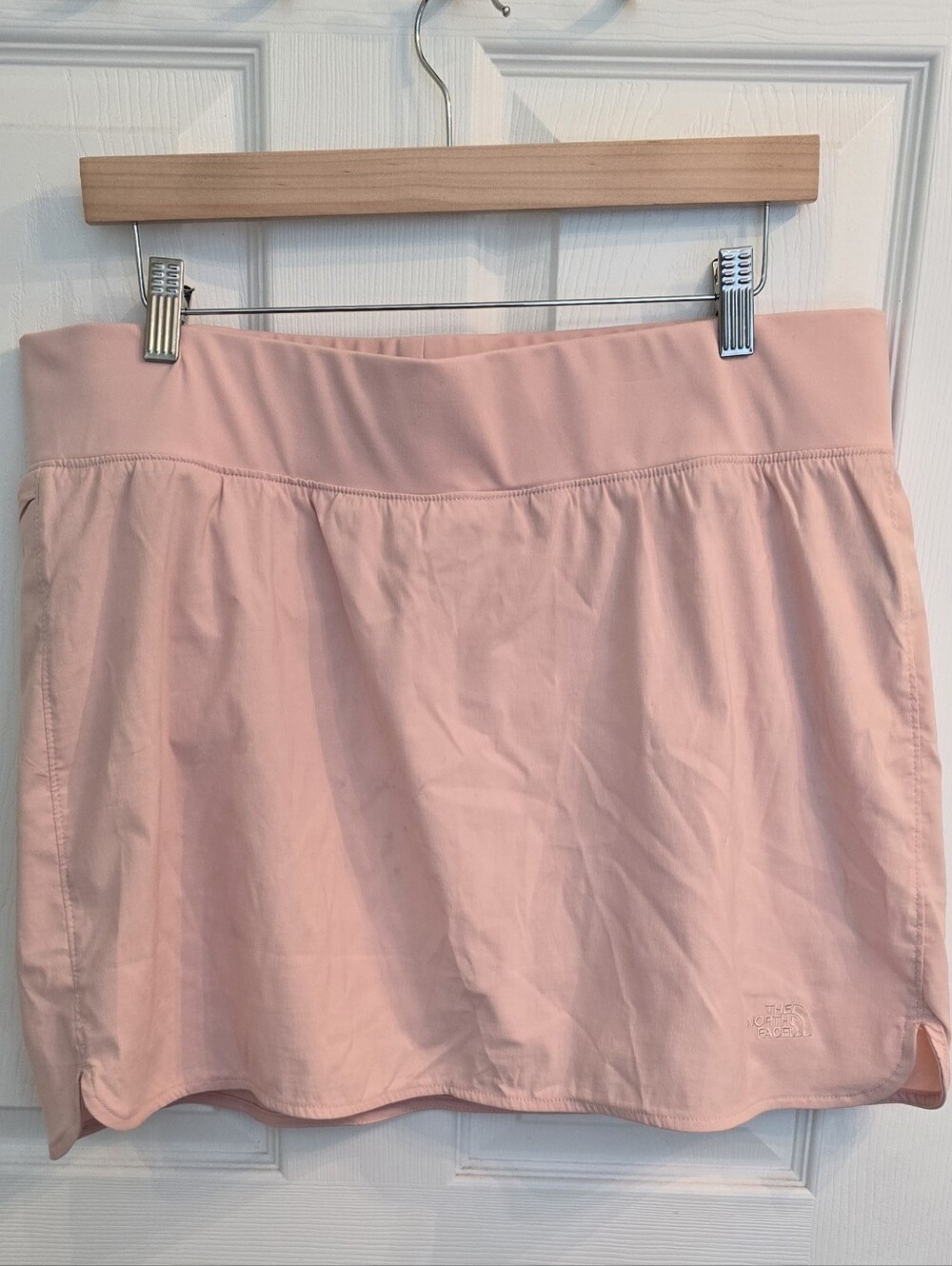 The North Face Women's XL Pink Athletic Skort